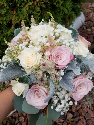 Wholesale Florist «Green Village Flowers», reviews and photos, 5457 Keystone Ct, Plainfield, IL 60586, USA