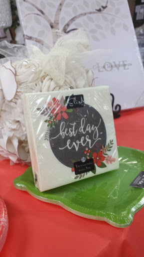 Shopping Mall «Southern Hills Shopping Ctr», reviews and photos, 1307 Southern Hills Center, West Plains, MO 65775, USA