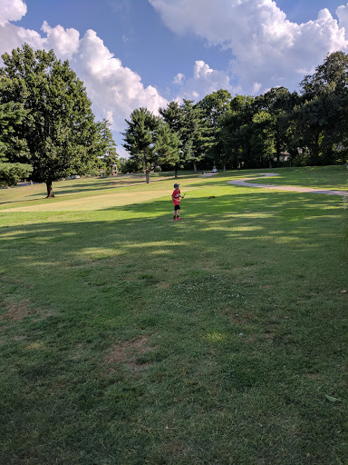 Golf Course «Paul Walker Golf Course», reviews and photos, 1040 Covington St, Bowling Green, KY 42103, USA