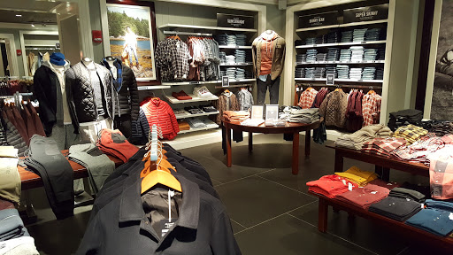 Clothing Store «Abercrombie & Fitch», reviews and photos, 7014 E Camelback Rd Ste 1009, Scottsdale, AZ 85251, USA