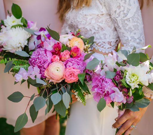 Florist «Florist Fire», reviews and photos, 716 S Village Cir, Tampa, FL 33606, USA