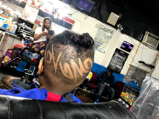 Barber Shop «SpotLight Barber Shop», reviews and photos, 2673 N Buffum St, Milwaukee, WI 53212, USA