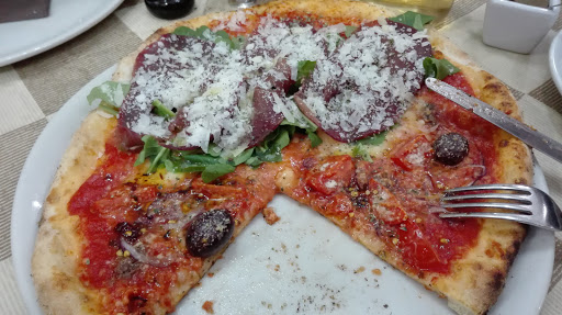 Bar Pizzeria Ristorante La Dolce Vita di Roccella di Carusotto Stefano in San Cataldo, Libero Consorzio Comunale di Caltanissetta