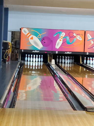 Bowling Alley «Beverly Lanes», reviews and photos, 8 Beverly Ln, Arlington Heights, IL 60004, USA