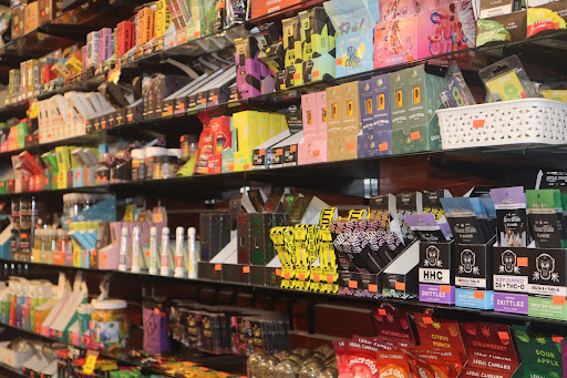 Tobacco Shop «Tobacco Vape & Hookah Land», reviews and photos, 6440 Richmond Hwy, Alexandria, VA 22306, USA