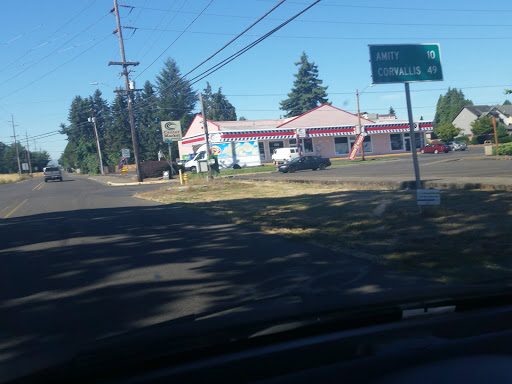 Grocery Store «Center Market Dayton», reviews and photos, 901 Ferry St, Dayton, OR 97114, USA