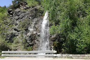 Peperudata Waterfall image