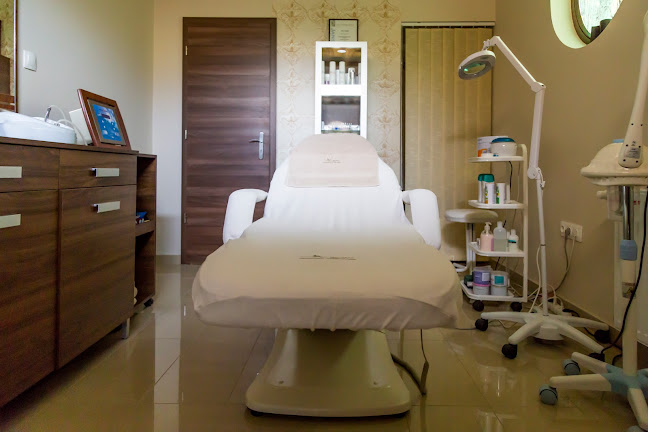 Opinii despre Harmónia Stúdió în Csömör - Szépségszalon