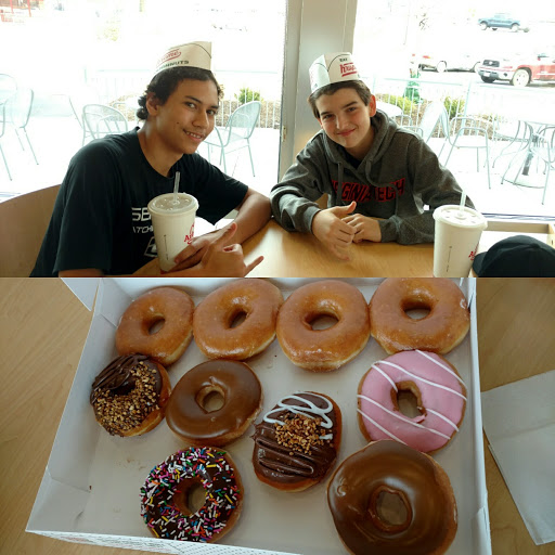 Bakery «Krispy Kreme Doughnuts», reviews and photos, 9870 Liberia Ave, Manassas, VA 20110, USA