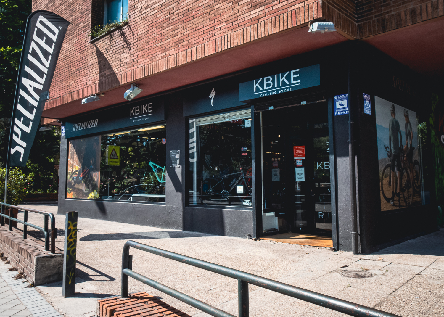KBIKE Cycling Store: SPECIALIZED Brand Store | Madrid