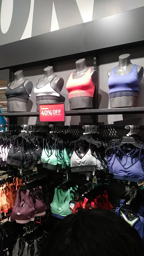 Sporting Goods Store «Nike Factory Store», reviews and photos, 8510 S Cottage Grove Ave, Chicago, IL 60619, USA