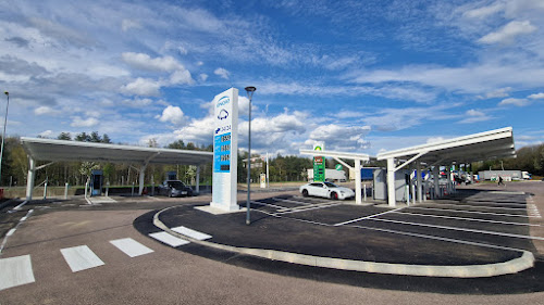 Borne de recharge de véhicules électriques ENGIE Station de recharge Longeville-lès-Saint-Avold
