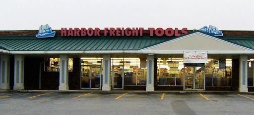 Harbor Freight Tools, 3909 S Campbell Ave, Springfield, MO 65807, USA, 