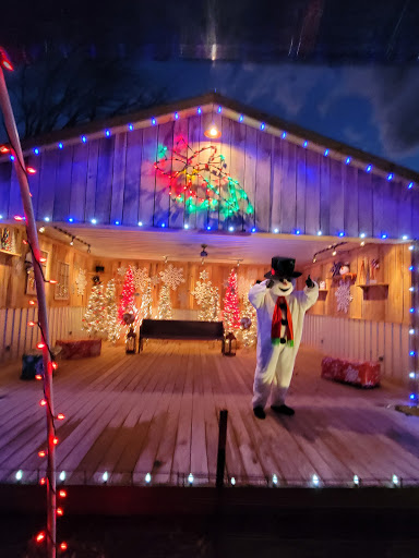 Tourist Attraction «Chads Winter Wonderland», reviews and photos, 791 Old Laguardo Rd E, Lebanon, TN 37087, USA