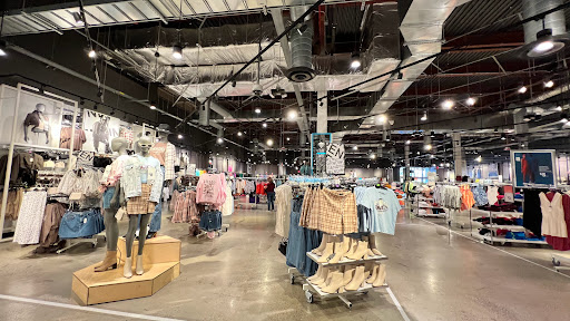 Clothing Store «Primark», reviews and photos, 2655 Richmond Ave, Staten Island, NY 10314, USA