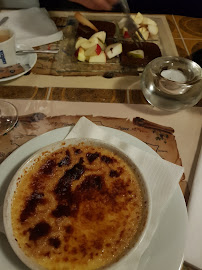 Custard du Restaurant de fondues Pain Vin Fromages à Paris - n°4