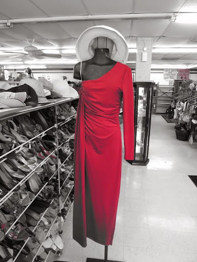 Thrift Store «The Kindness Wave Foundation Thrift Store», reviews and photos, 6210 Seminole Blvd, Seminole, FL 33772, USA