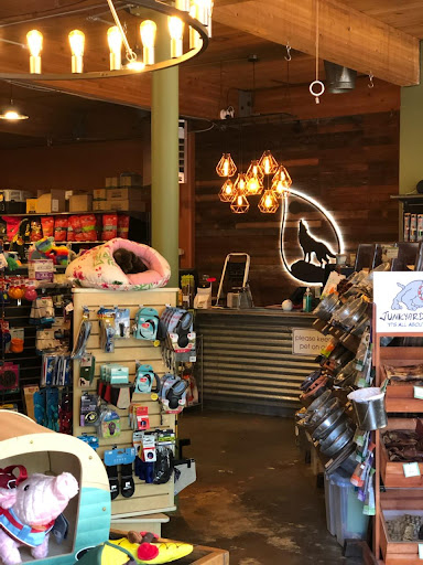 Pet Supply Store «Petapoluza Pet Supply & Grooming», reviews and photos, 114 N 36th St, Seattle, WA 98103, USA