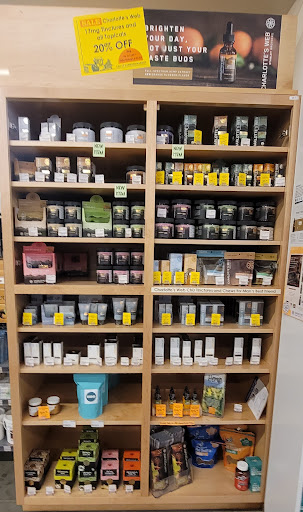 Health Food Store «Leg Up Farmers Market», reviews and photos, 3100 N George St, York, PA 17406, USA