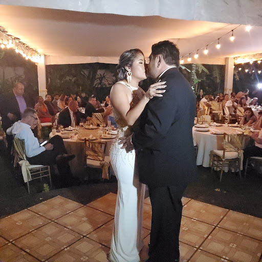 Civil wedding Managua