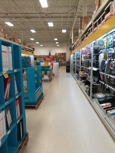 Office Supply Store «OfficeMax», reviews and photos, 721 N Alafaya Trail, Orlando, FL 32828, USA