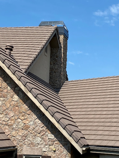 Roofing Contractor «Columbine Roofing & Exteriors», reviews and photos, 9878 W Girton Dr, Denver, CO 80227, USA