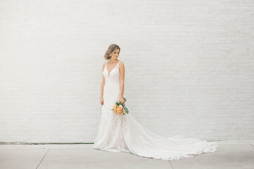 Clothing Alteration Service «Malindy Elene Bridal Boutique», reviews and photos, 2109 W Kennedy Blvd, Tampa, FL 33606, USA