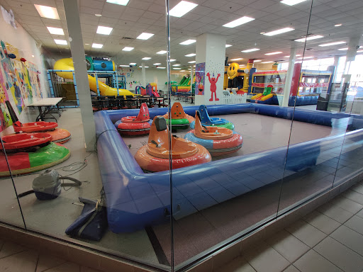 Shopping Mall «Westland Shopping Center», reviews and photos, 35000 Warren Rd, Westland, MI 48185, USA