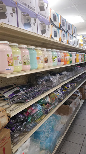 Beauty Supply Store «Twin City Nail Supply», reviews and photos, 455 University Ave W, St Paul, MN 55103, USA