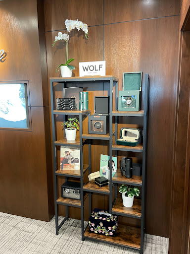 Jewelry Store «Ben Bridge Jeweler», reviews and photos, 4733 Tacoma Mall Blvd #100, Tacoma, WA 98409, USA