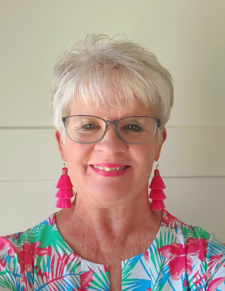 Julie Rath, Mary Kay Independent Beauty Consultant/Elite Team Leader 56283
