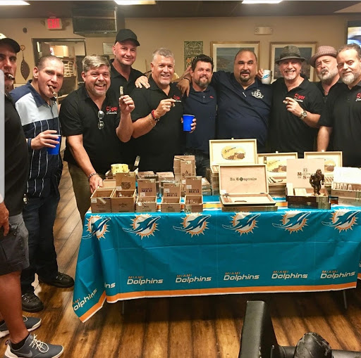 Cigar Shop «Three Js Cigar Davie», reviews and photos, 8250 Griffin Rd, Davie, FL 33328, USA