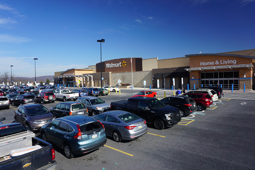 Department Store «Walmart Supercenter», reviews and photos, 50 Newberry Pkwy, Goldsboro, PA 17319, USA