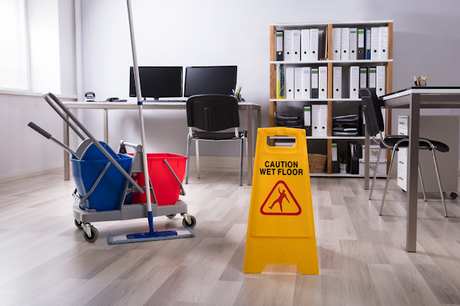 Posh Standards - Cleaning Contractors & Facility Management - Southampton