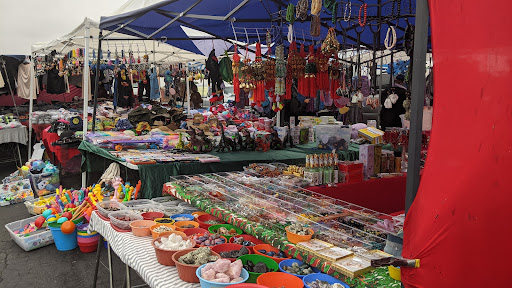 Drive-in Movie Theater «Van Buren Drive-In Theatre and Swap Meet», reviews and photos, 3035 Van Buren Boulevard, Riverside, CA 92503, USA