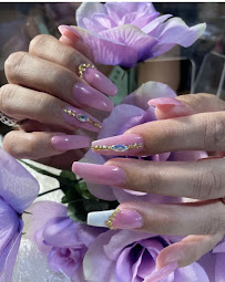 V's Nail Studio - Photo 3 - Car repair in New Haven, CT, New Haven