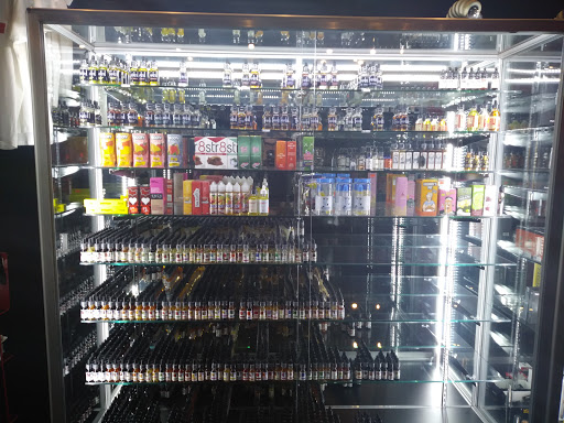 Tobacco Shop «Twisted Smoke Shop (Sunrise Plaza)», reviews and photos, 7777 Sunrise Blvd, Citrus Heights, CA 95610, USA