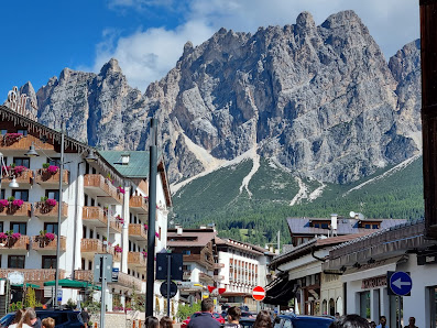 Cortina d'Ampezzo 32043 Cortina d'Ampezzo BL, Italia