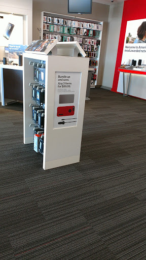 Cell Phone Store «Verizon», reviews and photos, 195 Lancaster Ave, Ardmore, PA 19003, USA