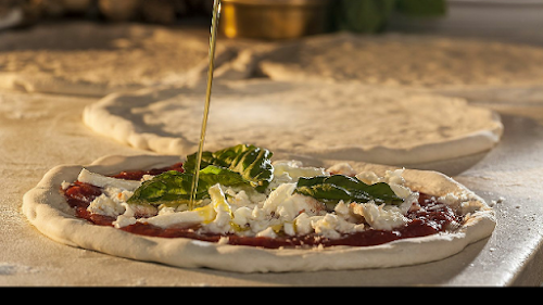 CFNP CENTRE DE FORMATION NATIONAL DE PIZZAIOLO Ludovic Bicchierai champion du monde à Saint-Victoret