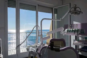 Studio dentistico Dott. Giuseppe Petrini image