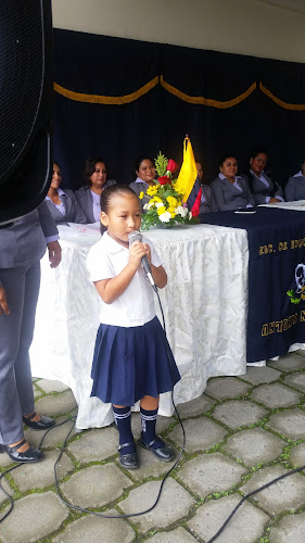 Escuela Fiscal Antonio Neumane - El Triunfo