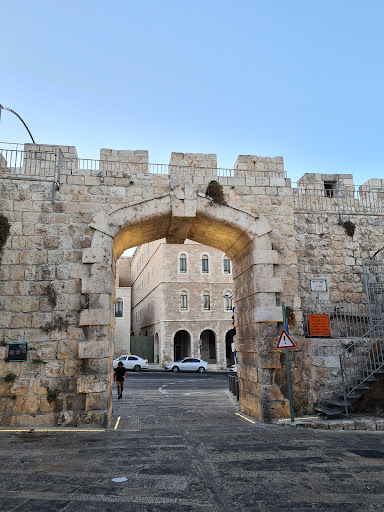Automatic doormen Jerusalem