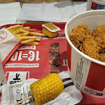 Photo n° 1 de l'avis de aschumi.7 fait le 18/02/2023 à 20:29 pour KFC Villebon à Villebon-sur-Yvette