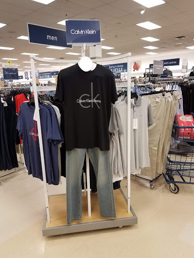 Shopping Mall «Airport Mall», reviews and photos, 1129 Union St, Bangor, ME 04401, USA