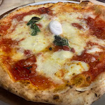 Photo n°1 de l'avis de Giuseppe.i fait le 15/10/2023 à 10:36 sur le  Pizzeria Dal Presidente - Sede Storica à Naples