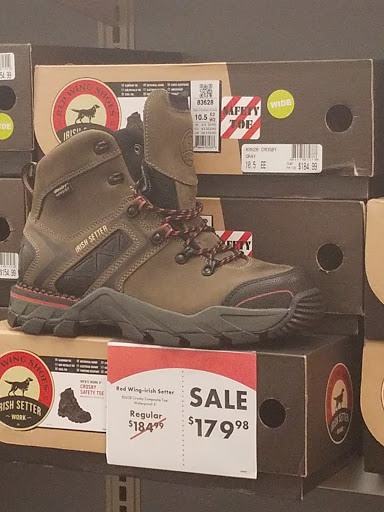 Shoe Store «Shoe Carnival», reviews and photos, 5161 Hinkleville Rd, Paducah, KY 42001, USA