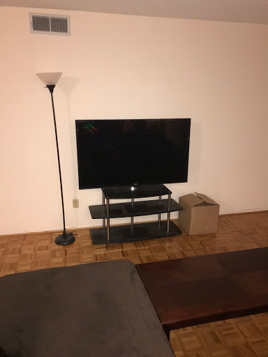 Moving Company «Melrose Moving Company», reviews and photos, 12115 W Magnolia Blvd #322, Valley Village, CA 91607, USA