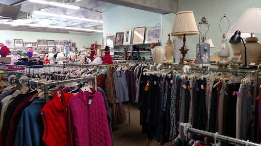 Thrift Store «Moorhead Thrift Shop», reviews and photos, 620 2nd Ave S, Moorhead, MN 56560, USA