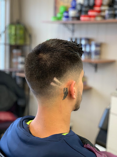 Barber Shop «Arthur BarberShop», reviews and photos, 5732 N Telegraph Rd, Dearborn Heights, MI 48127, USA